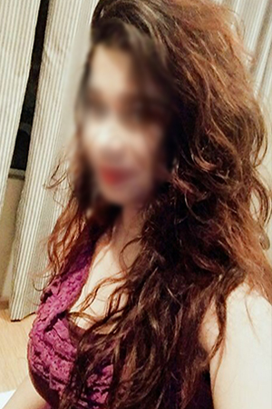 Poonam Sharma-independent female escorts